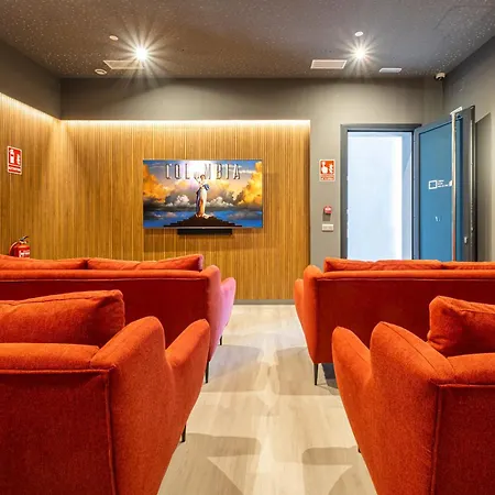Sunset Cliffs Vip Apartament *