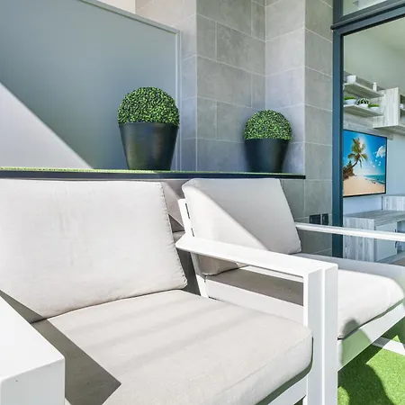 Sunset Cliffs Vip Апартаменты Бенидорм